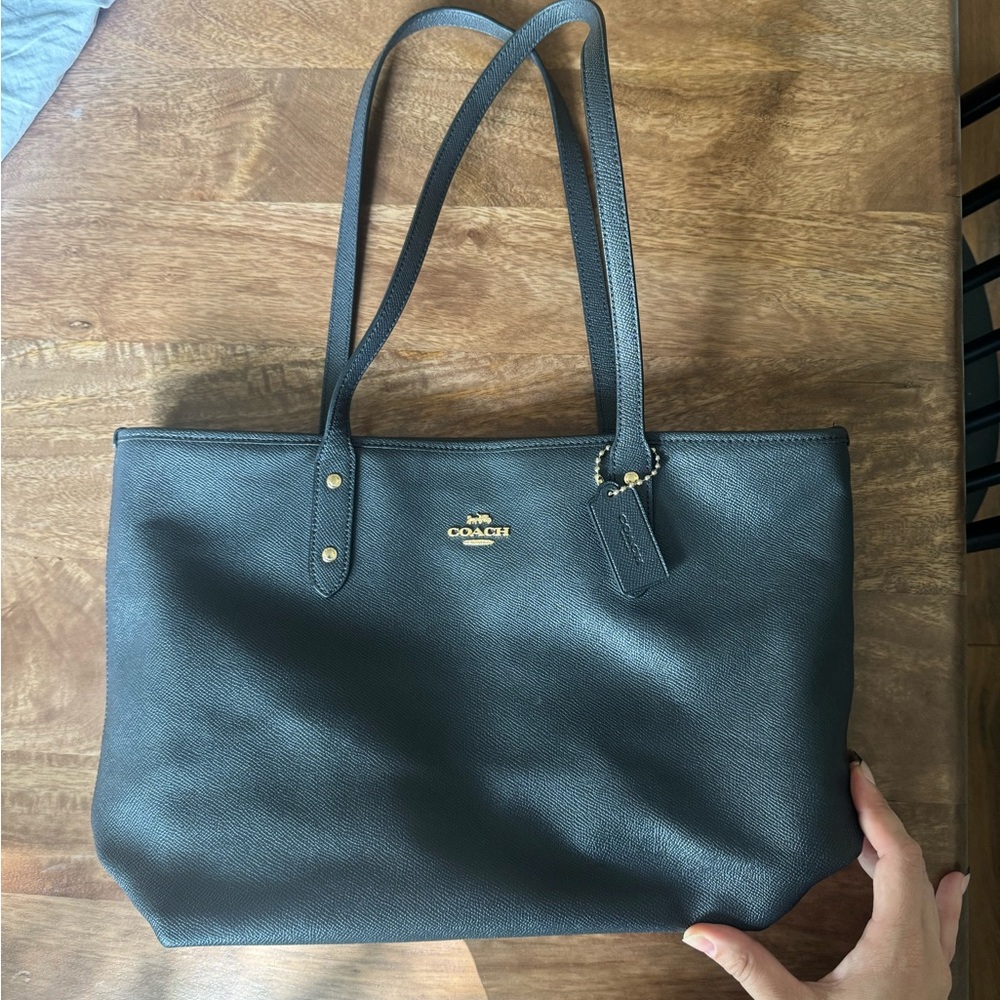 SOLD- VERY LIGHTLY USED Coach Gunmetal Leather Tote